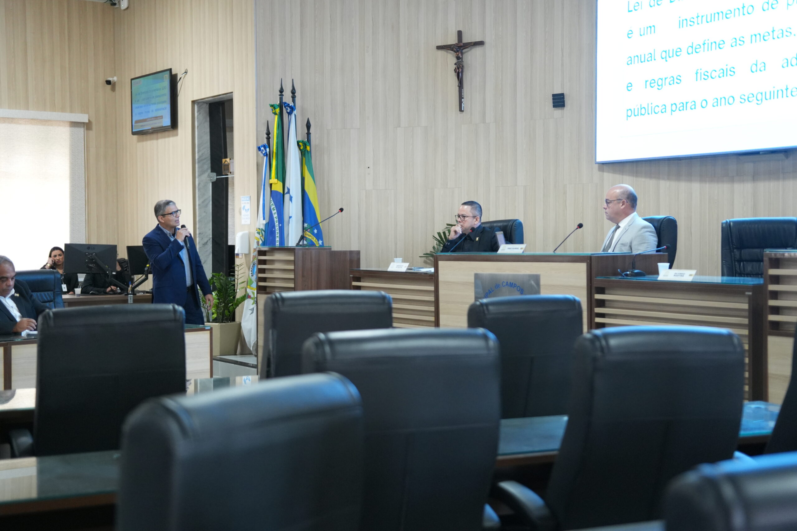 LDO 2027 é discutida em audiência pública