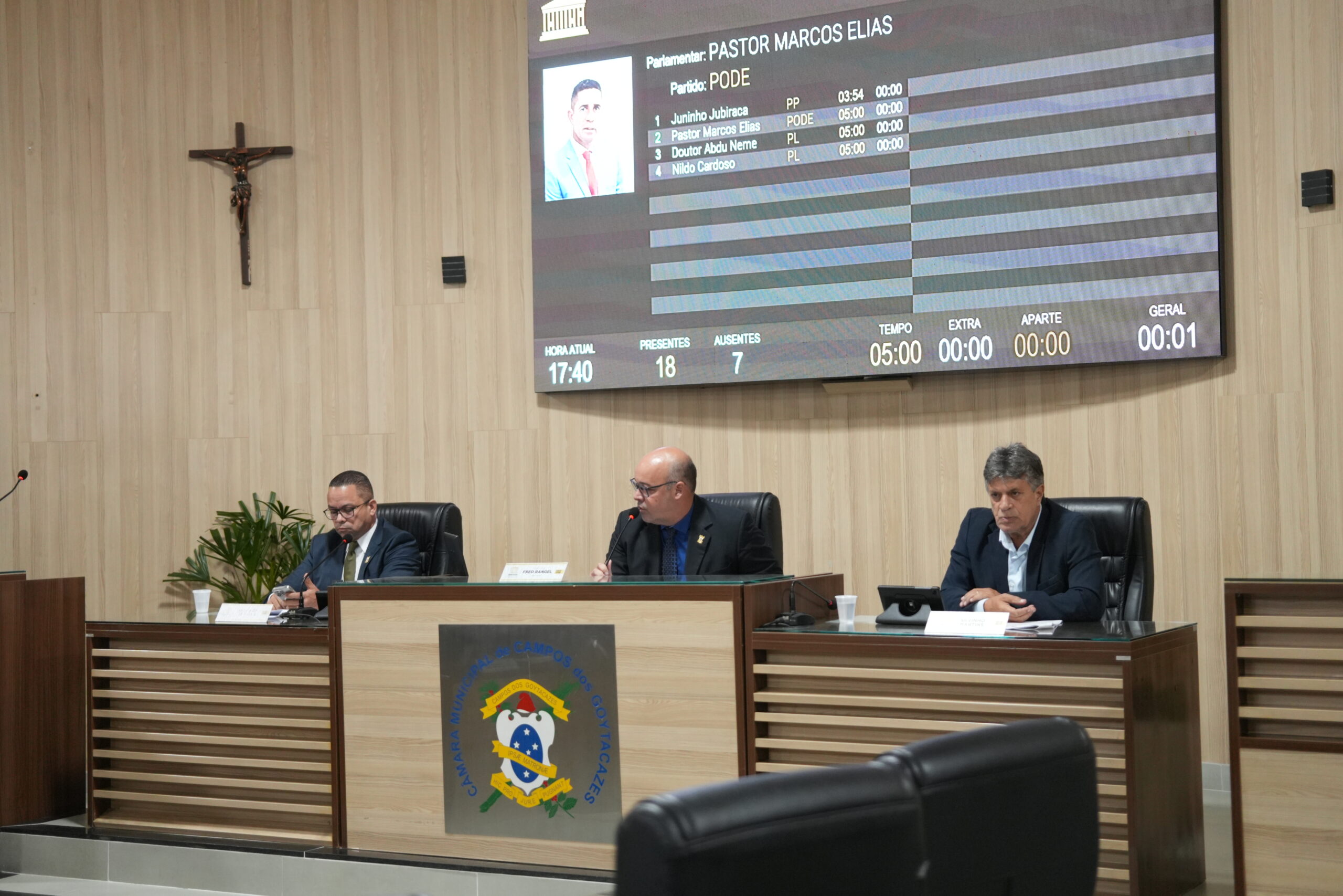 Câmara aprova LDO 2027 e recomposição dos servidores