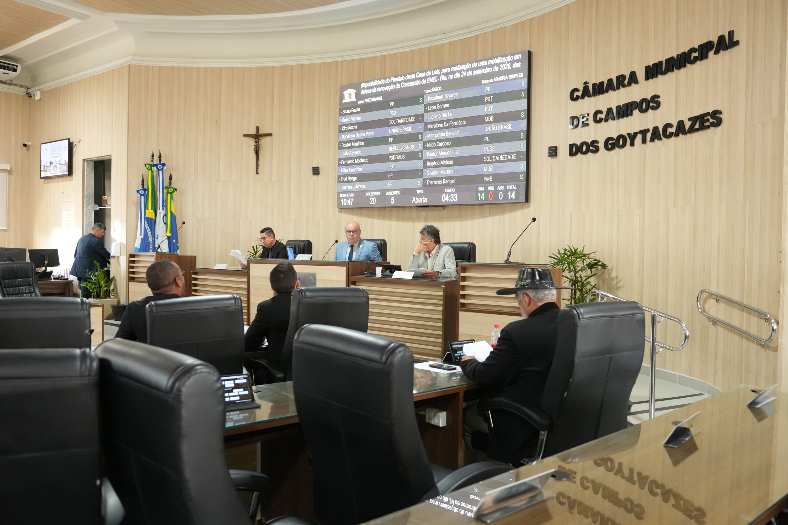 Vereadores aprovam dois projetos em segundo turno