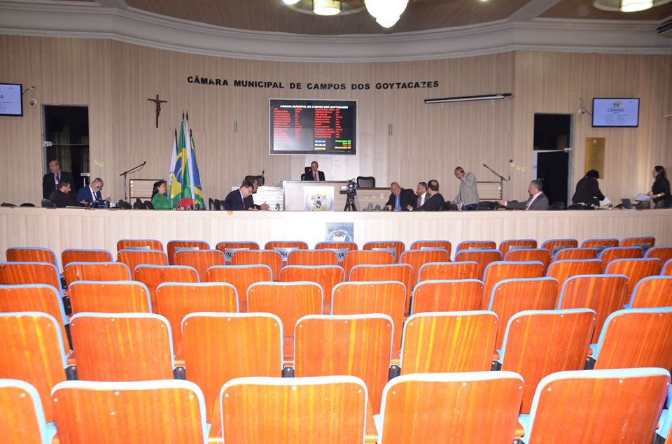 Vereadores aprovam cinco projetos em primeiro turno