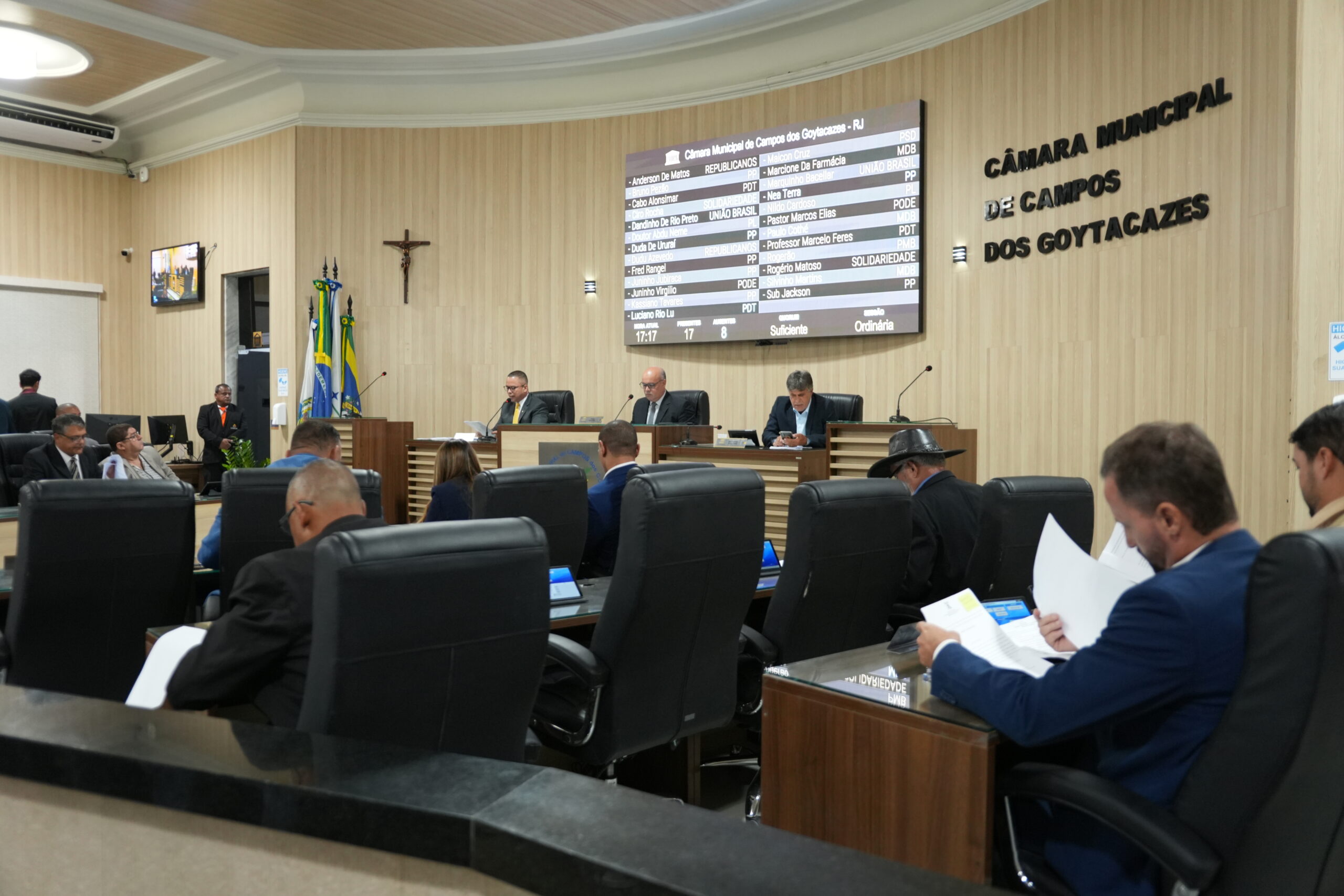 Câmara retoma trabalhos legislativos com sessão ordinária